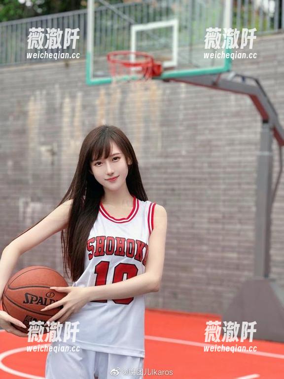 腐团儿Ikaros 腐团儿Ikaros的伊丽莎白写真,谁能告诉我那个风筝是怎么飞起来的?我想去追!