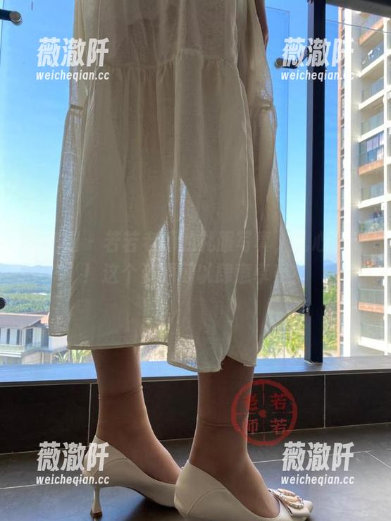 微密圈 - 若若老师的礼服写真，扎心了呀！这个资源可以肆意享受！