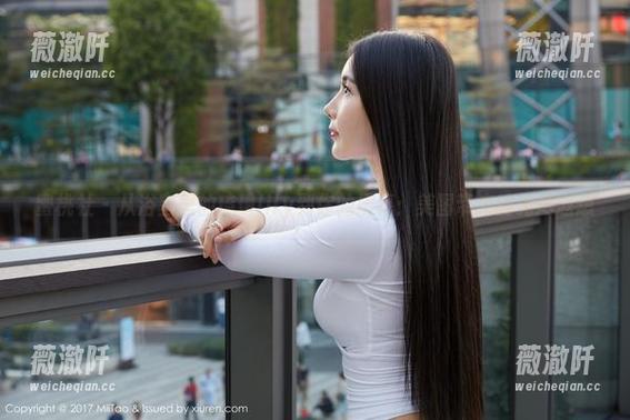 蜜桃社 - 从浴室里的琉璃lily到你的屏幕：美图带来的无尽遐想