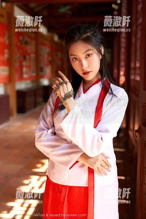 蜜桃社 - 注意！雪飞的婚纱图集更新啦，情感处理全靠想象！