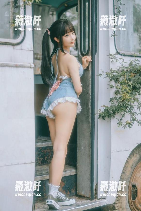 蠢沫沫在海边的轻松时光，原图找到了，快来下载感受一下！