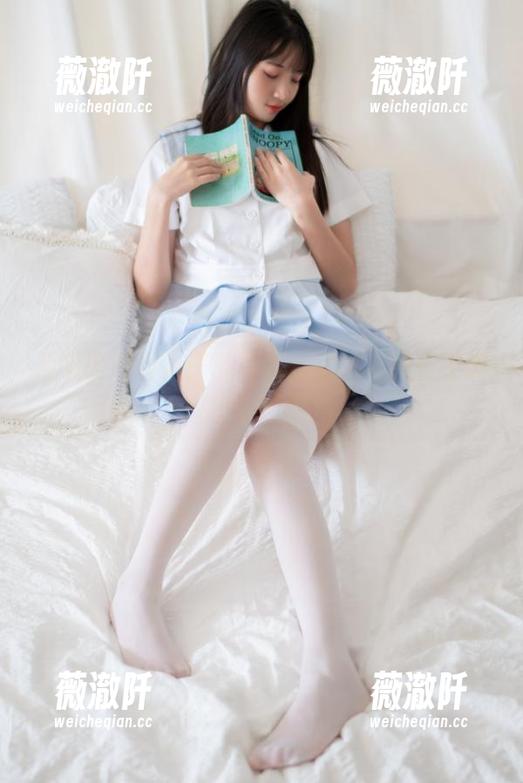 西呱呀呀呀女王的写真，果然有种公主般的气质呢！