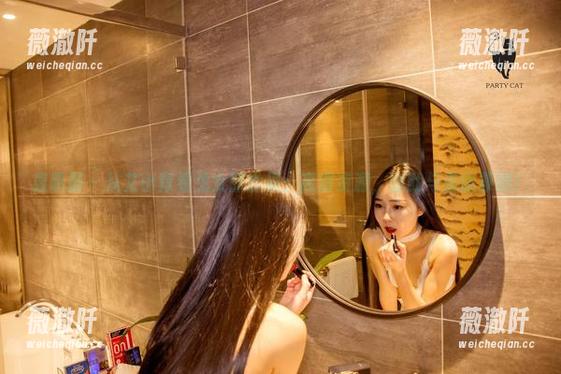 轰趴猫 - 从艾小青看兔女郎世界：高清资源，幽默与美丽兼得！
