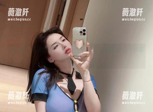 微密圈 - 阿色的最新图册：女神来袭，瞬间让人目不转睛，就像被电击了？