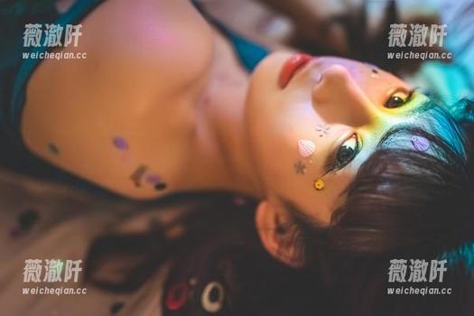 探索雯粥粥的比基尼世界——高清图集，心里的小鹿正在乱撞！