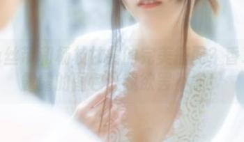 红色丝带和杨枝甘露的完美搭配？香草喵露露的图包让我欲罢不能！